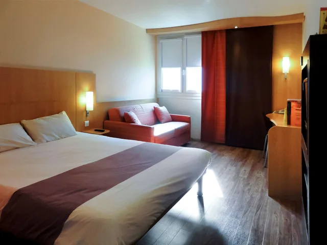 غرفة قياسية بسرير مزدوج، Ibis Roanne 1/9