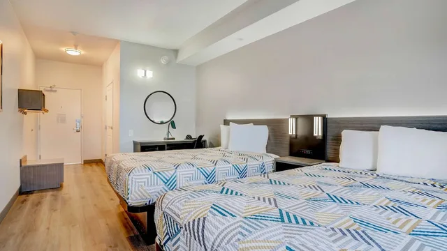 غرفة قياسية بسريرين مزدوجين، Motel6 Highland, CA – San Bernardino – East 6/10
