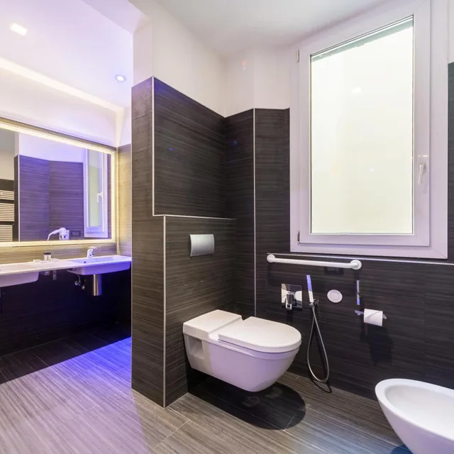 غرفة تنفيذية عائلية، Metropolitan Hotel 6/9