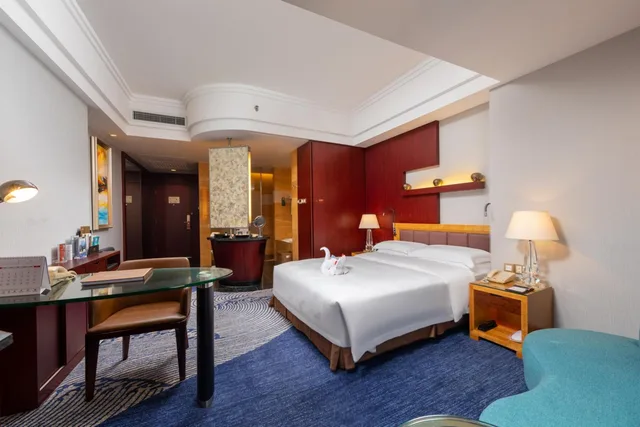 Macau, Deluxe, King Bed, Ocean View، Zhuhai Charming Holiday Hotel 6/6