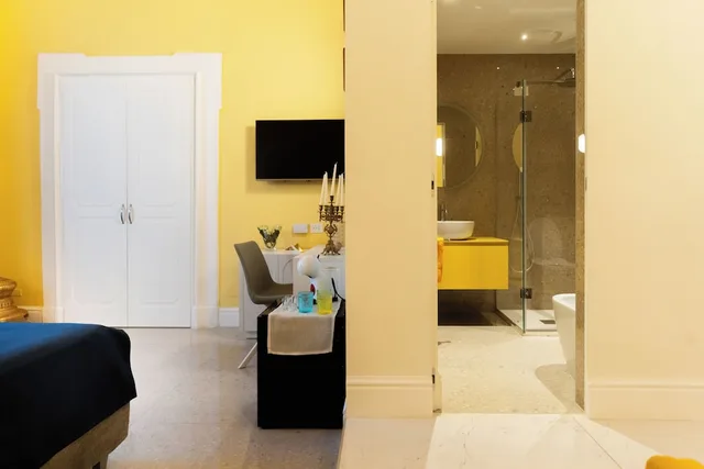 Alma Regina Relais، San Lorenzo، نابولي 38/50
