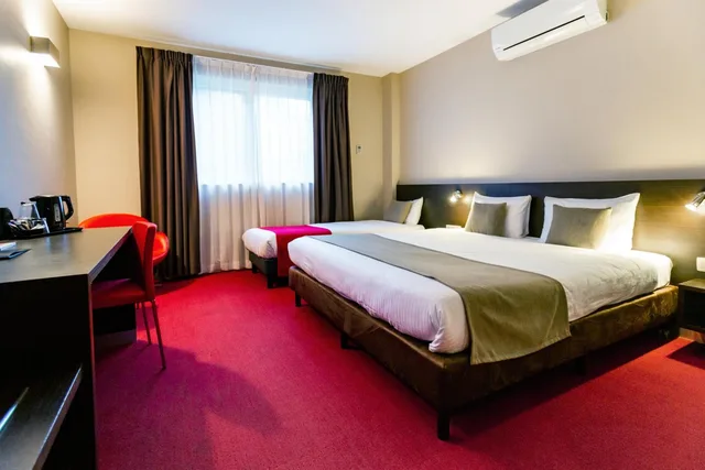 Classic Double Room, Utopia Hotel 1/8