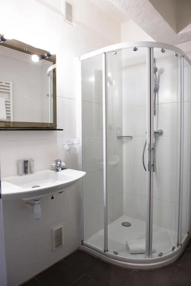 Standard, Double Bed, Exclusive Hotel Comte De Nice 9/10