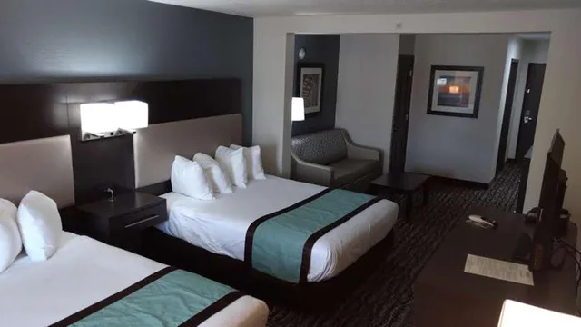 غرفة رباعية، Best Western Waldo Inn and Suites 3/7