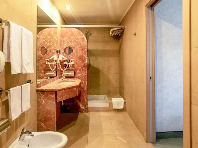Standard, Twin Beds, Mercure Roma West 6/8