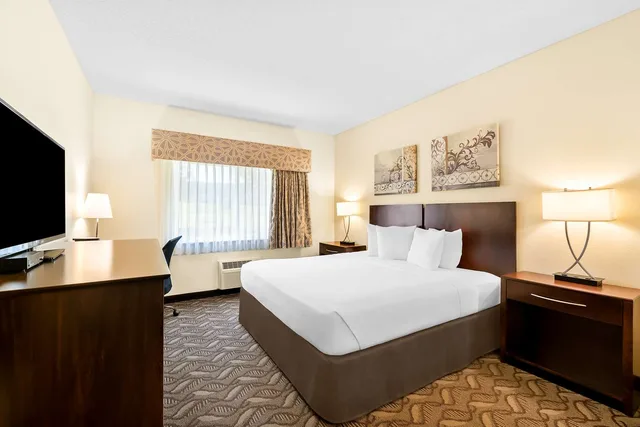 غرفة بسرير كينج لذوي الإعاقة، Best Western Nebraska City Inn 2/5
