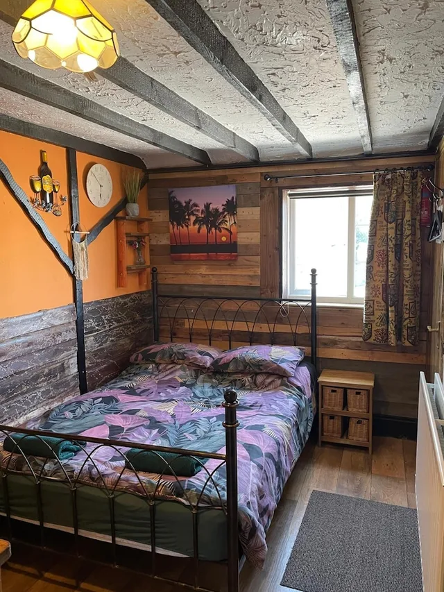 غرفة قياسية بسرير مزدوج، OYO Yarm Cottages 4/8