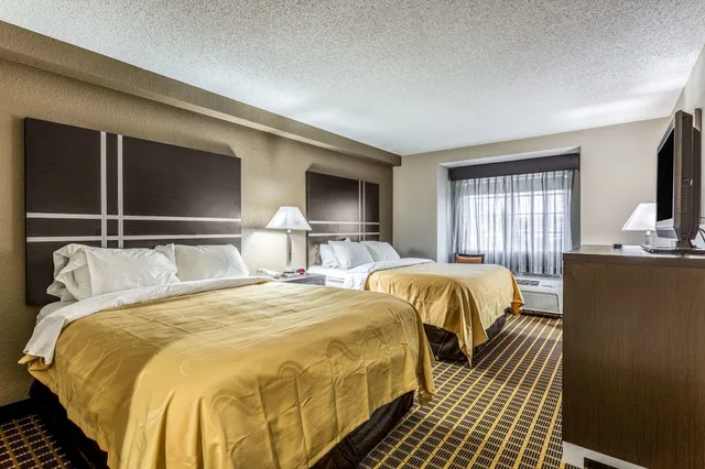 غرفة قياسية بسريرين كوين، Quality Inn and Suites El Paso I-10 4/6