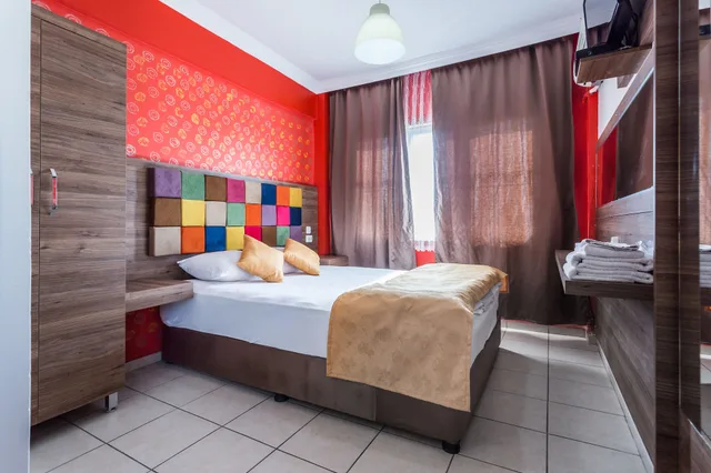 غرفة قياسية بسرير كوين، Twenty Hotel 5/10