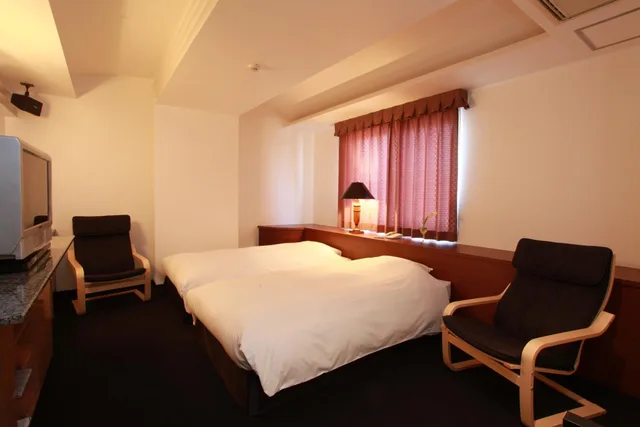 غرفة قياسية بسريرين منفصلين للمدخنين، HOTEL SASARINDOU 6/8