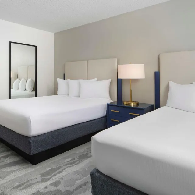 Suite, Queen Bed, Partial Ocean View, Corner, Embassy Suites By Hilton Myrtle Beach Oceanfront Resort 1/5