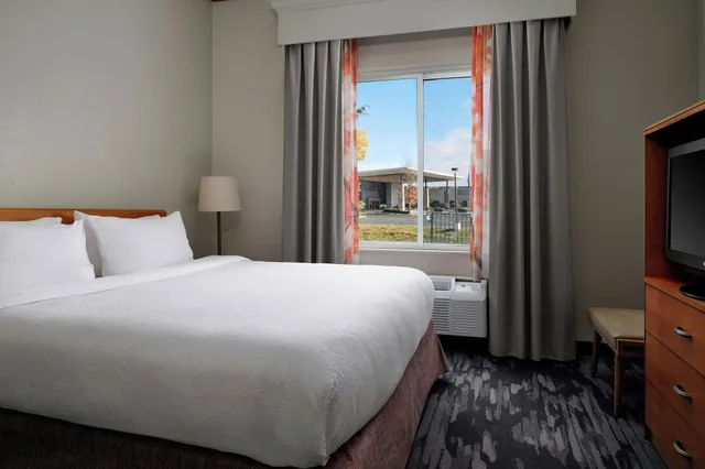 جناح بغرفة نوم واحدة، Fairfield Inn And Suites Indianapolis East 1/2