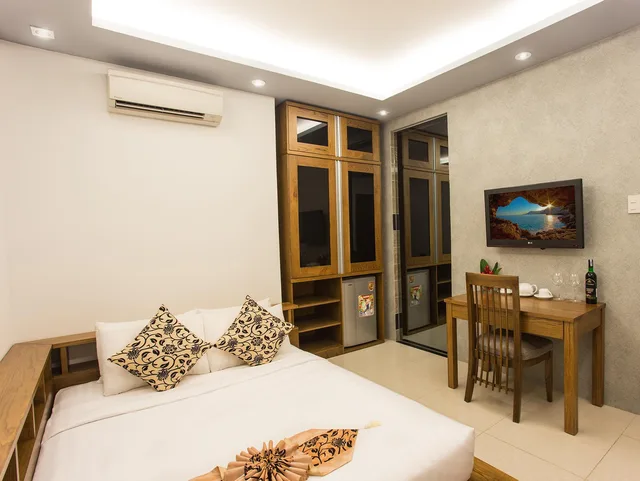 غرفة قياسية بسرير كوين، Valentine Hotel 1/2