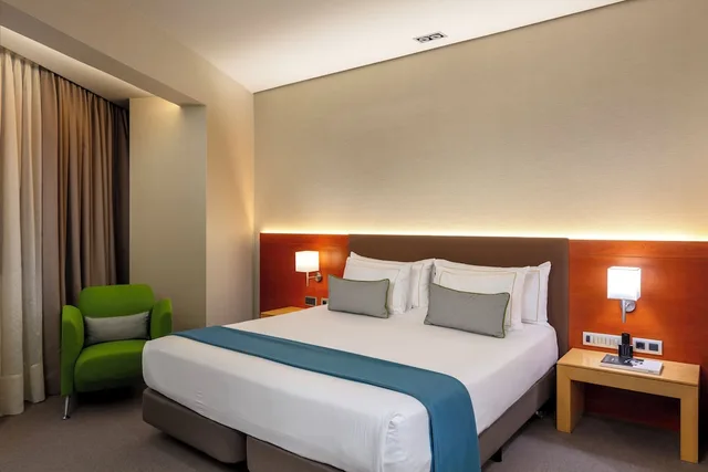 Inner, Smart, Queen Bed, with View، The Artist Grand Hotel of Art 1/7