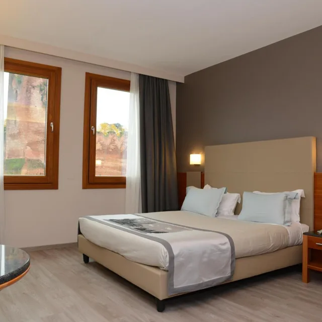 غرفة بسرير مزدوج، Albergo Roma, Bw Signature Collection 4/10