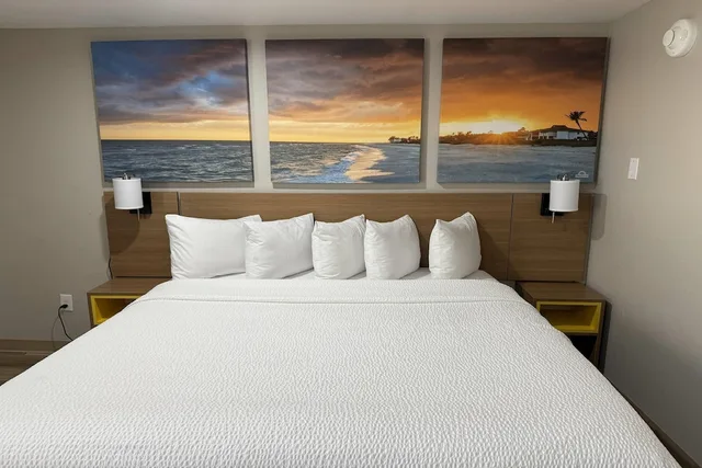 غرفة قياسية بسرير كينج، Days Inn by Wyndham Ocala North 9/10