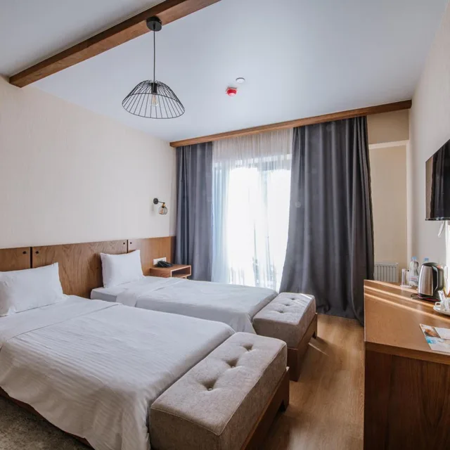 غرفة كبيرة بسرير مزدوج أو سريرين منفصلين في الملحق، Gudauri Inn 4/9