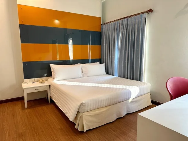 جناح جونيور بسرير كينج، Calypzo Bangkok 3/10