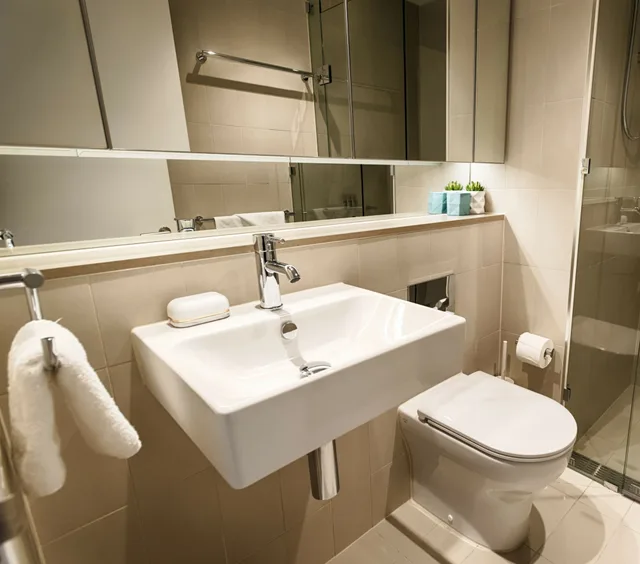 شقة بسرير كوين بإطلالة على النهر بغرفة نوم واحدة، Orange Stay Apartments 2/2