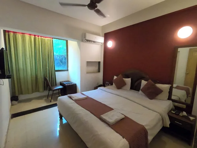 استوديو بسرير كينج، Hill Forest Resort 2/10