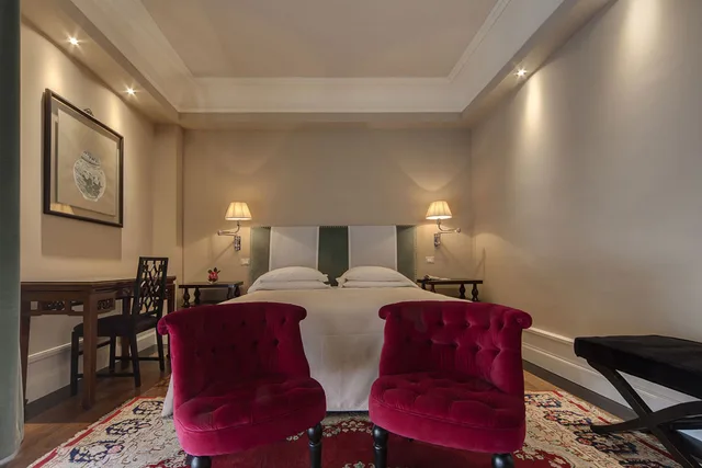 جناح بسرير كوين مع أريكة، Grand Francia And Quirinale Hotel 1/3