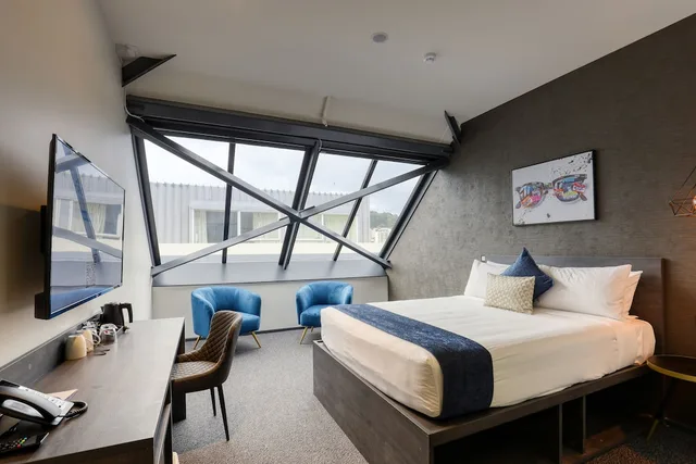 غرفة بزنس بسرير كوين، The Viv Hotel Wellington 6/10