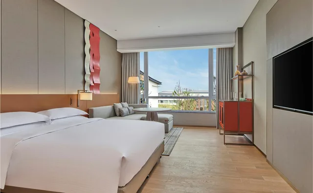 غرفة تنفيذية بسرير كينج، DoubleTree by Hilton Jiangxi Fuzhou 1/4