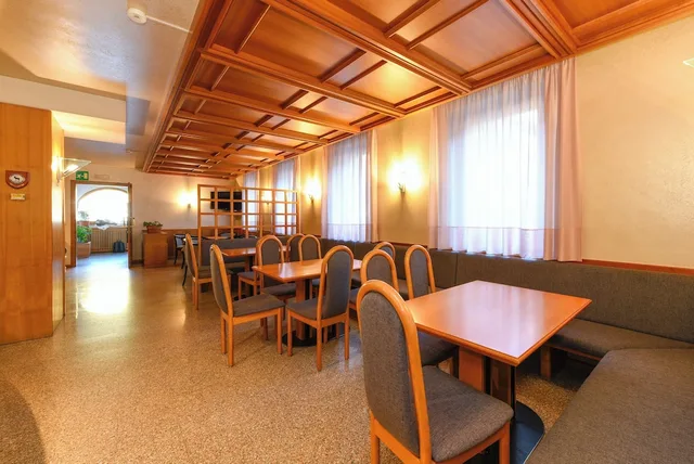 Hotel Bleis، Riva del Garda 36/50