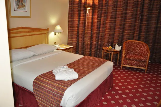 غرفة قياسية مفردة، Grand Continental Hotel 1/2