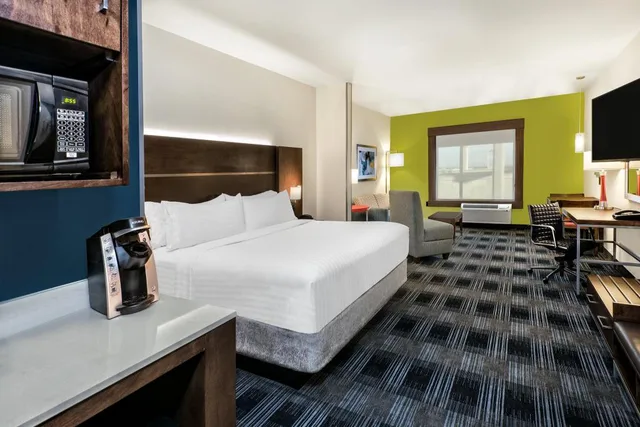 1 Bedroom, Suite, Accessible, Holiday Inn Express & Suites Round Rock - Austin N 2/4