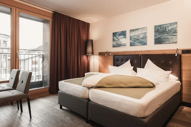 غرفة عائلية بسرير مزدوج وسريرين منفصلين، ANTHONY'S LIFE&STYLE HOTEL 1/4