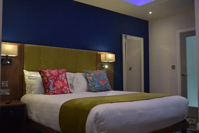 استوديو تنفيذي بسرير كينج، St Andrews Hotel B B 5/10