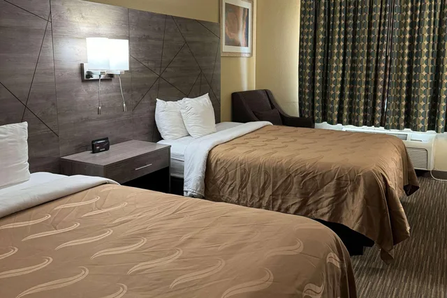 Room, 2 Queen Beds, Quality Inn Forsyth - Decatur 1/6