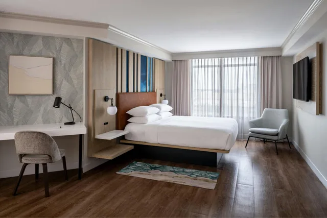 Junior Suite, Marriott St Petersburg Clearwater 1/9