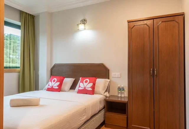 غرفة عائلية بسريرين كوين، Hotel Rose Crest Hill 2/9