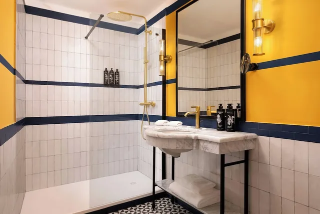 Junior Suite, Studio, King Bed, Garden View, Sofa، Villa Ermellina Siena, a Tribute Portfolio Hotel 5/6