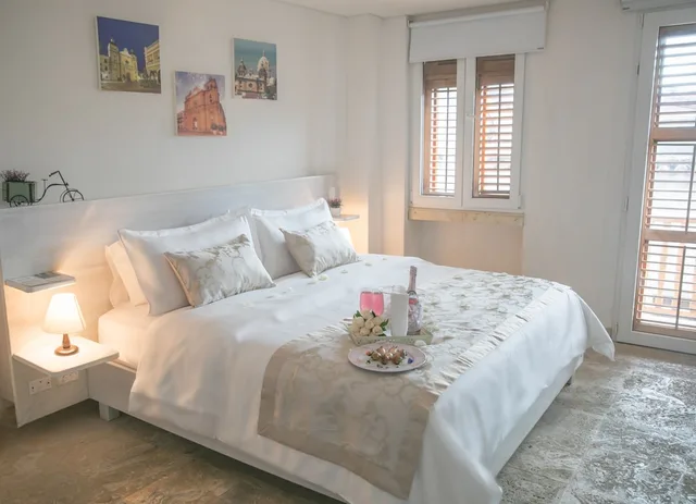 غرفة سوبيريور بسرير كينج، Hotel Boutique La Artilleria 2/10