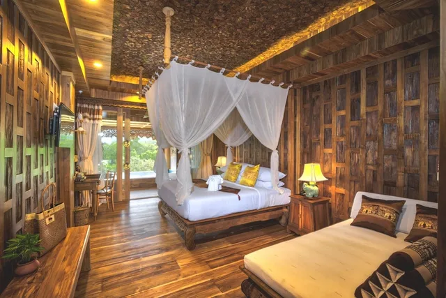 Pool Suite Water View، Santhiya Koh Chang Resort 2/4