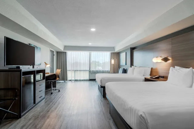 غرفة قياسية كبيرة بسريرين كوين، Best Western Corpus Christi Airport Hotel 1/3