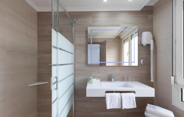 غرفة بسرير مزدوج بشرفة، Olympia Hotel Ronda II 9/10