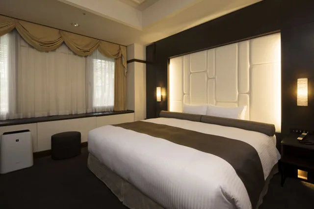 جناح غراند جونيور بسرير كينج مع دخول الصالة، Sapporo Grand Hotel 1/5