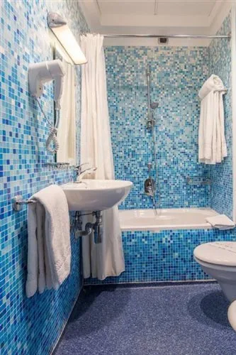 غرفة بسرير مزدوج أو سريرين منفصلين، Best Western Plus Hotel Plaza 2/2