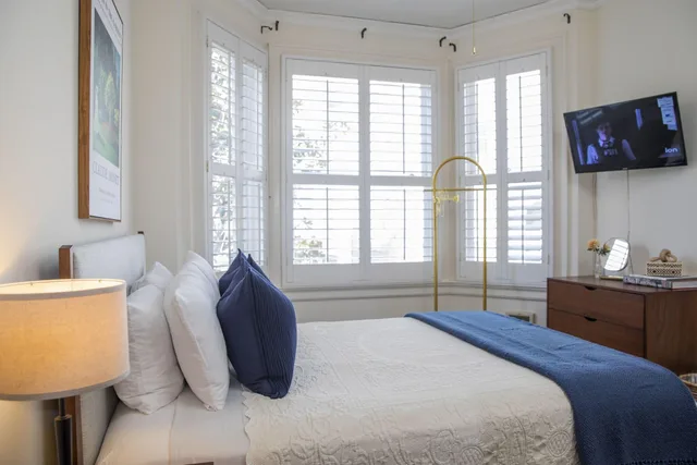 غرفة اقتصادية بسرير مزدوج، The Washington Square Inn 1/2