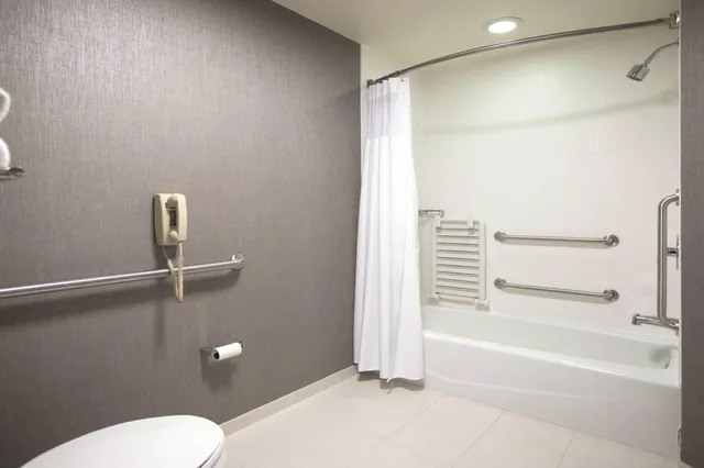 Studio, 2 Queen Beds, Springhill Suites Savannah I-95 South 9/10