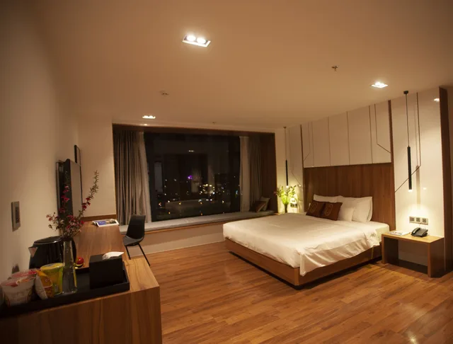 Studio, King Bed, Colline Dalat 6/10