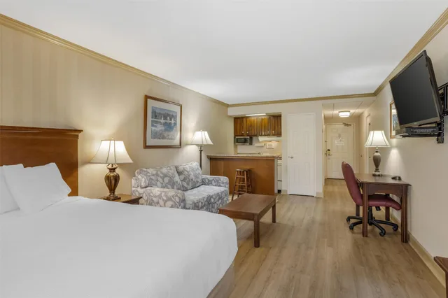 جناح بسرير كوين، Best Western Plus Morristown Inn 1/6