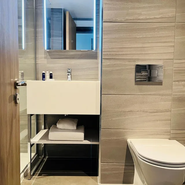 غرفة قياسية بسريرين منفصلين، Mercure Newport 6/8