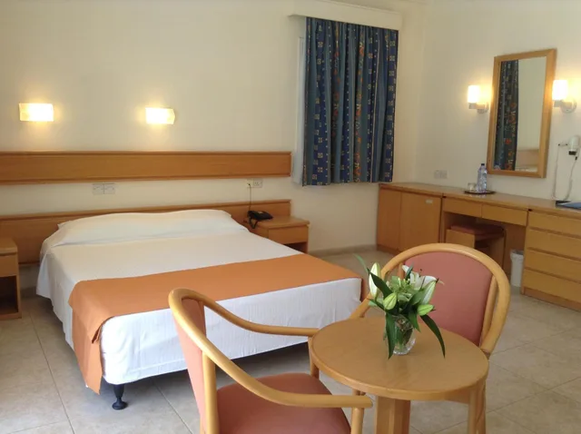 Superior, Single Bed, Pool View, Kissos 4/7