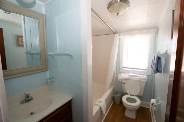 غرفة قياسية بسرير كينج، Outer Banks Motel 3/3