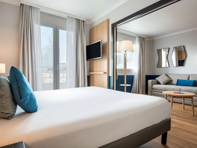 Studio, Double Bed, Adagio La Defense Kleber 5/8